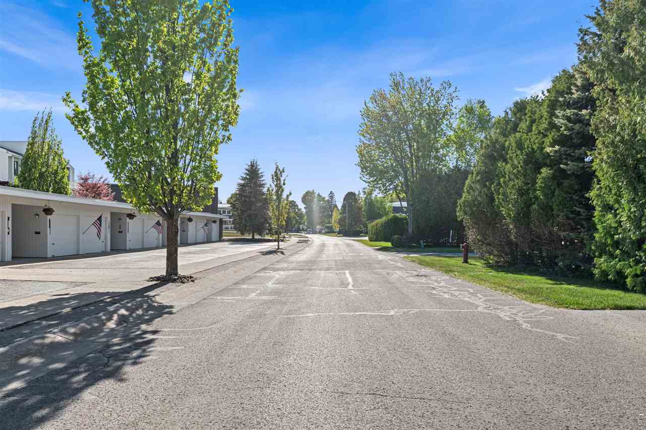 526 E Bay Street Unit: 11