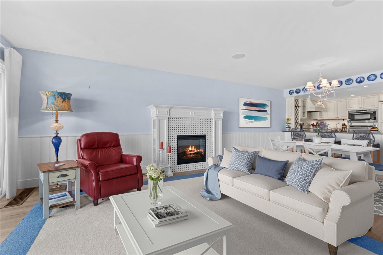 526 E Bay Street Unit: 11