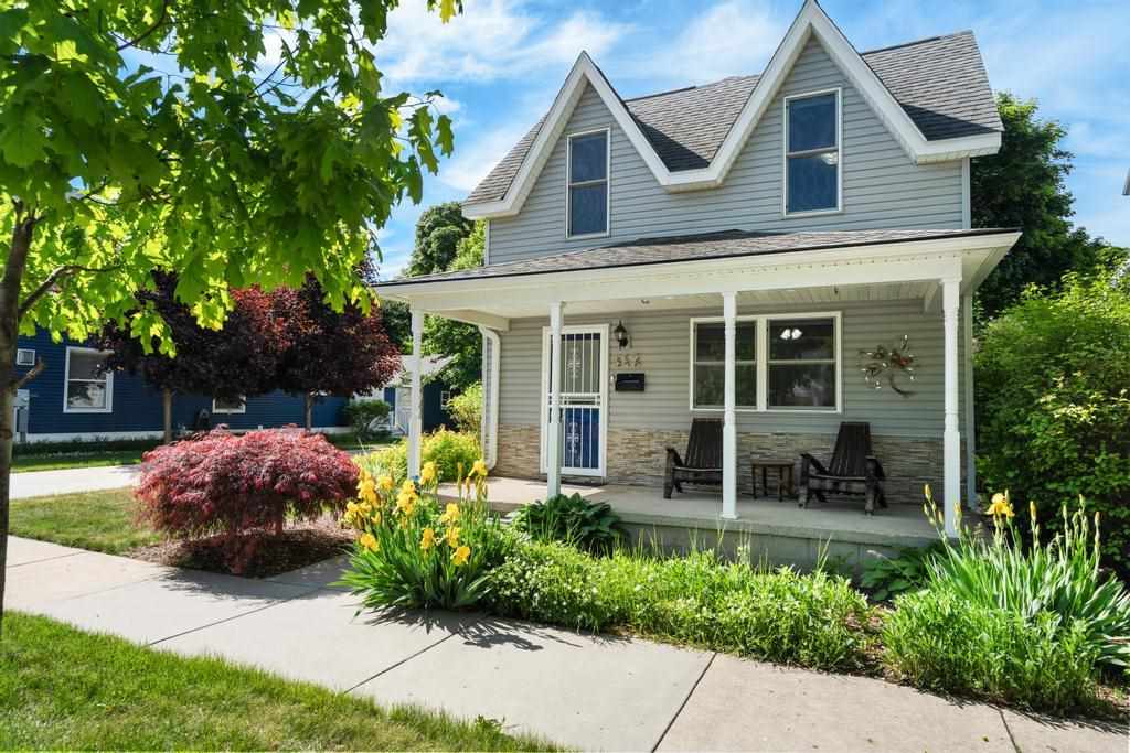 112 W Lincoln Street