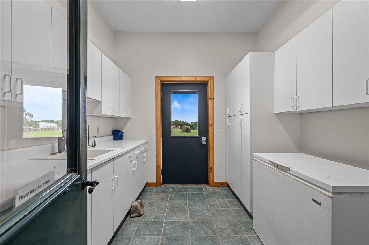 130 S Peninsula Road