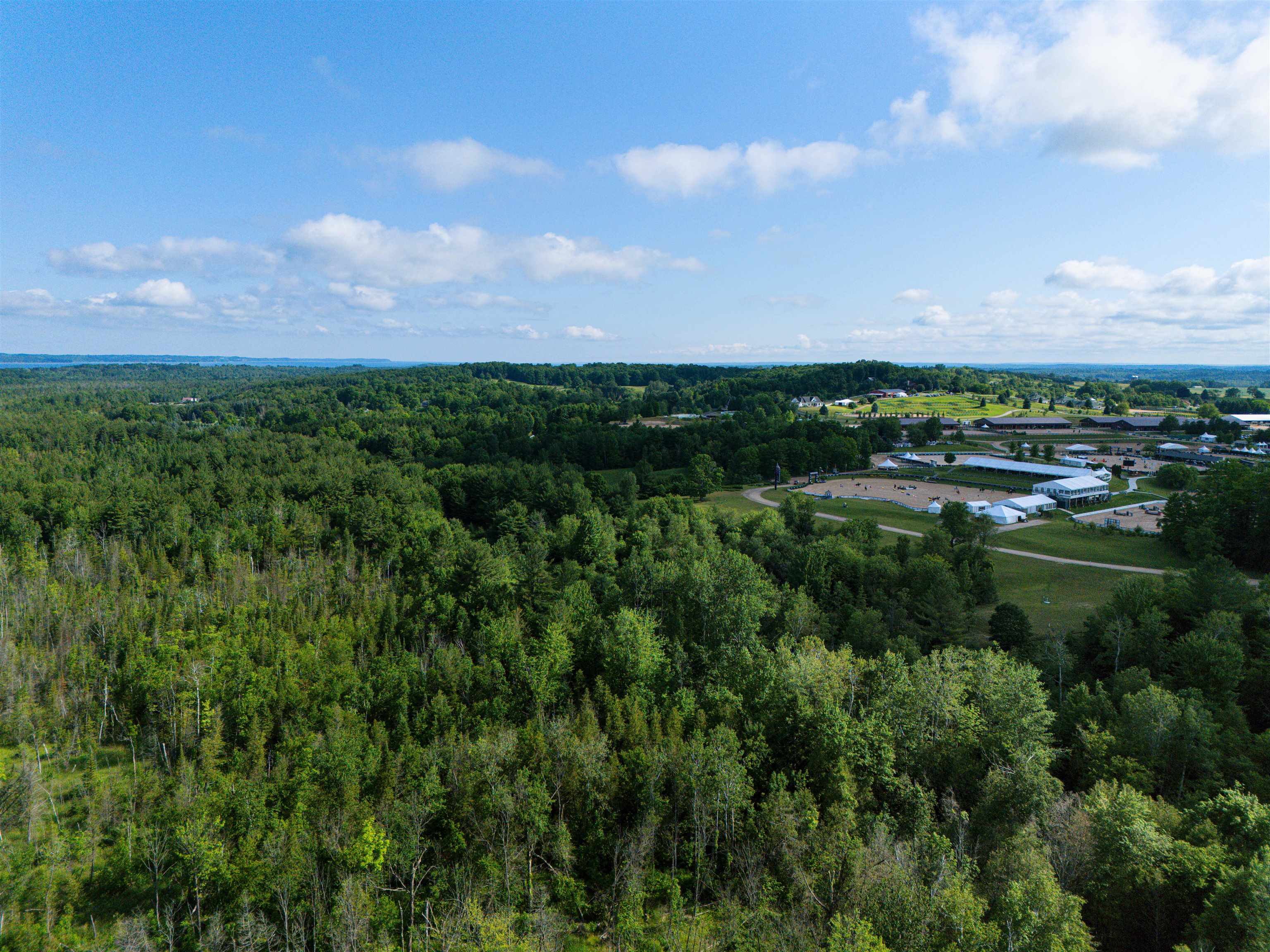 VL 000 Brackett Road