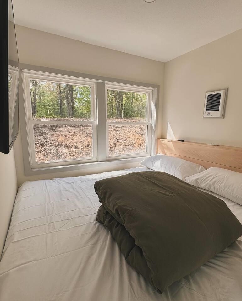 9289 E Eight Mile Road