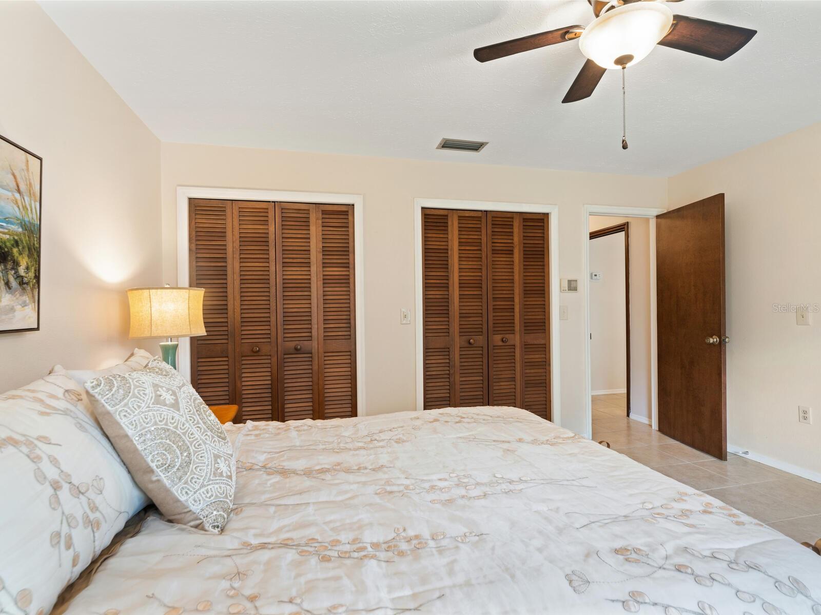 4419 MEADOW CREEK CIR