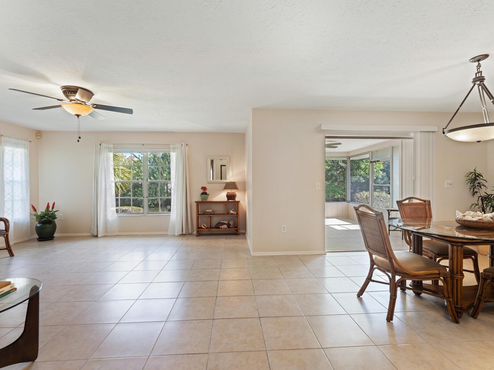4419 MEADOW CREEK CIR