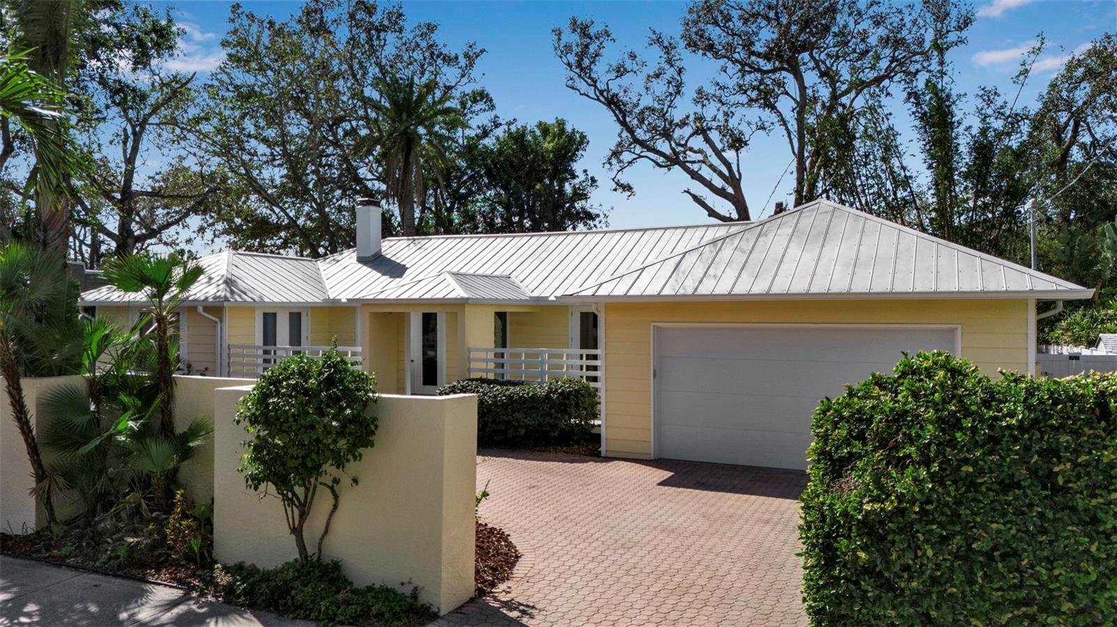 980 S ORANGE AVE