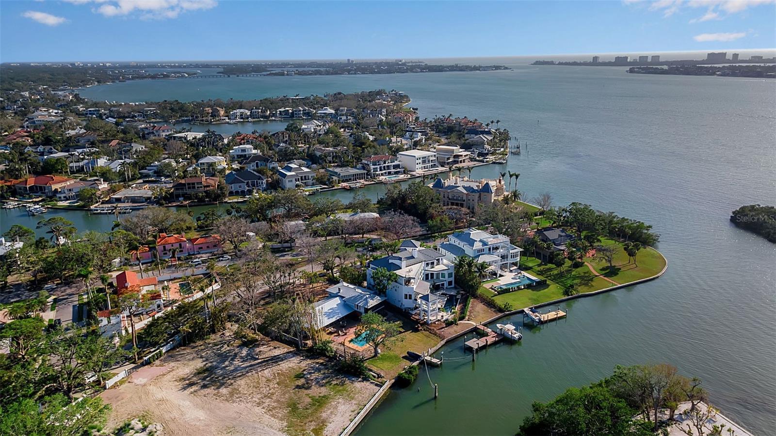 1479 BAY POINT DR