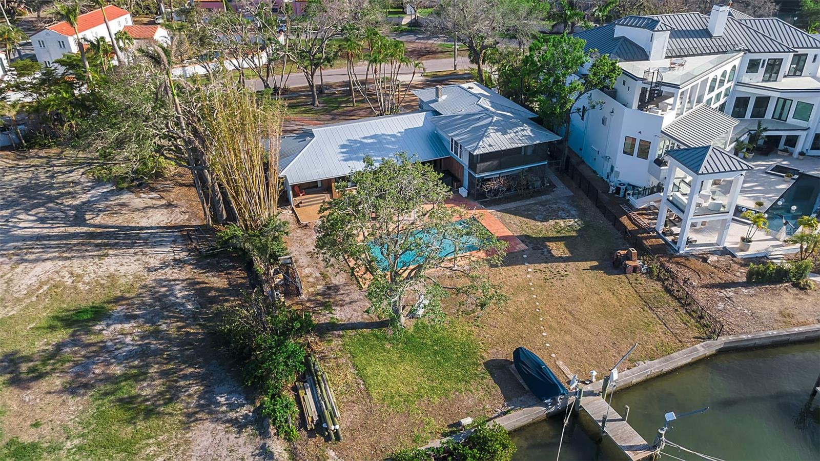 1479 BAY POINT DR
