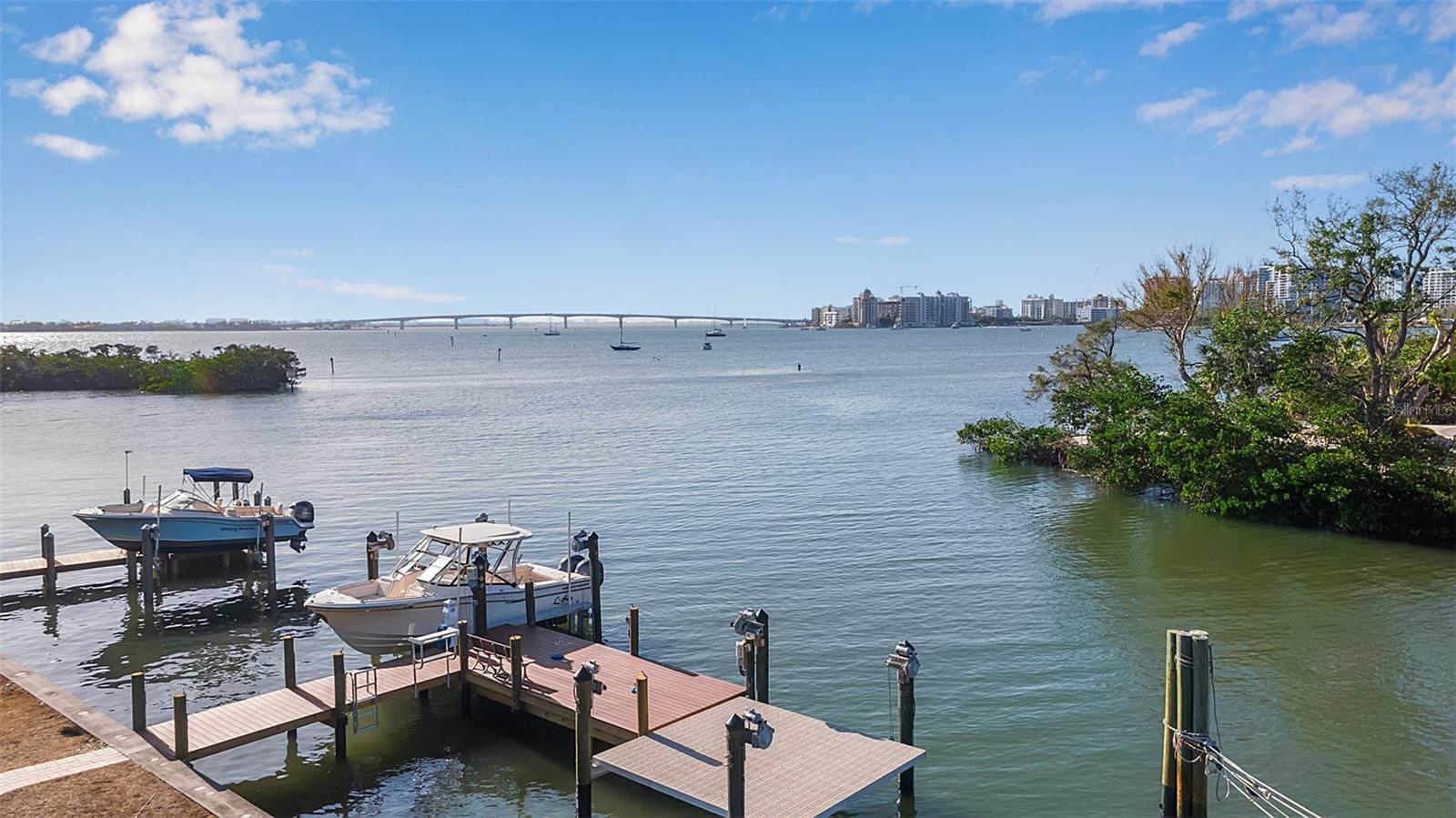 1479 BAY POINT DR