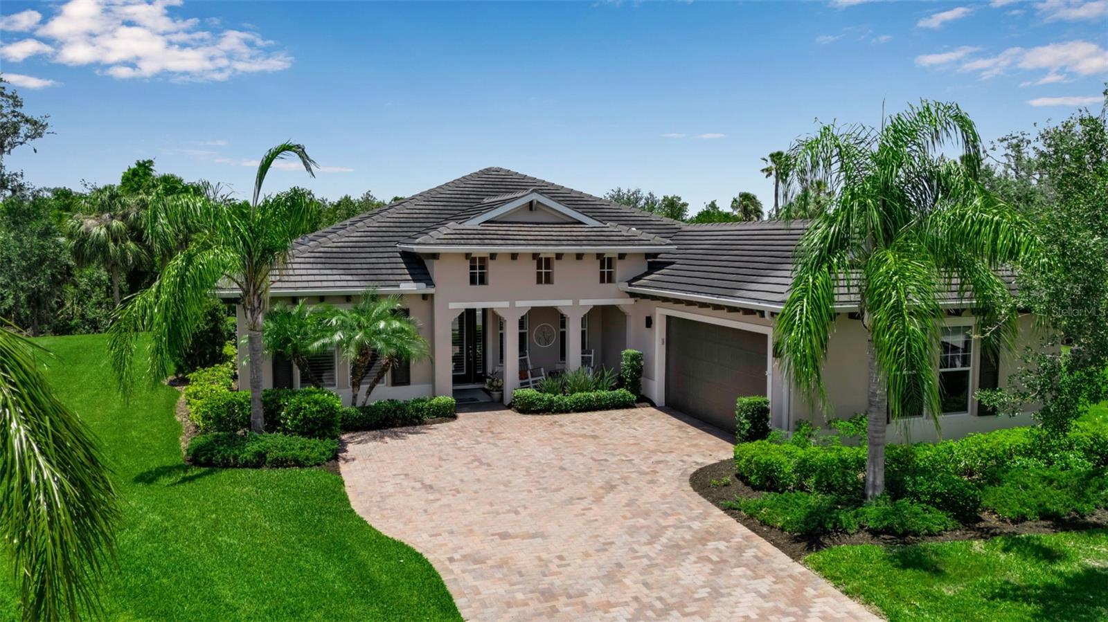 932 MANGROVE EDGE CT