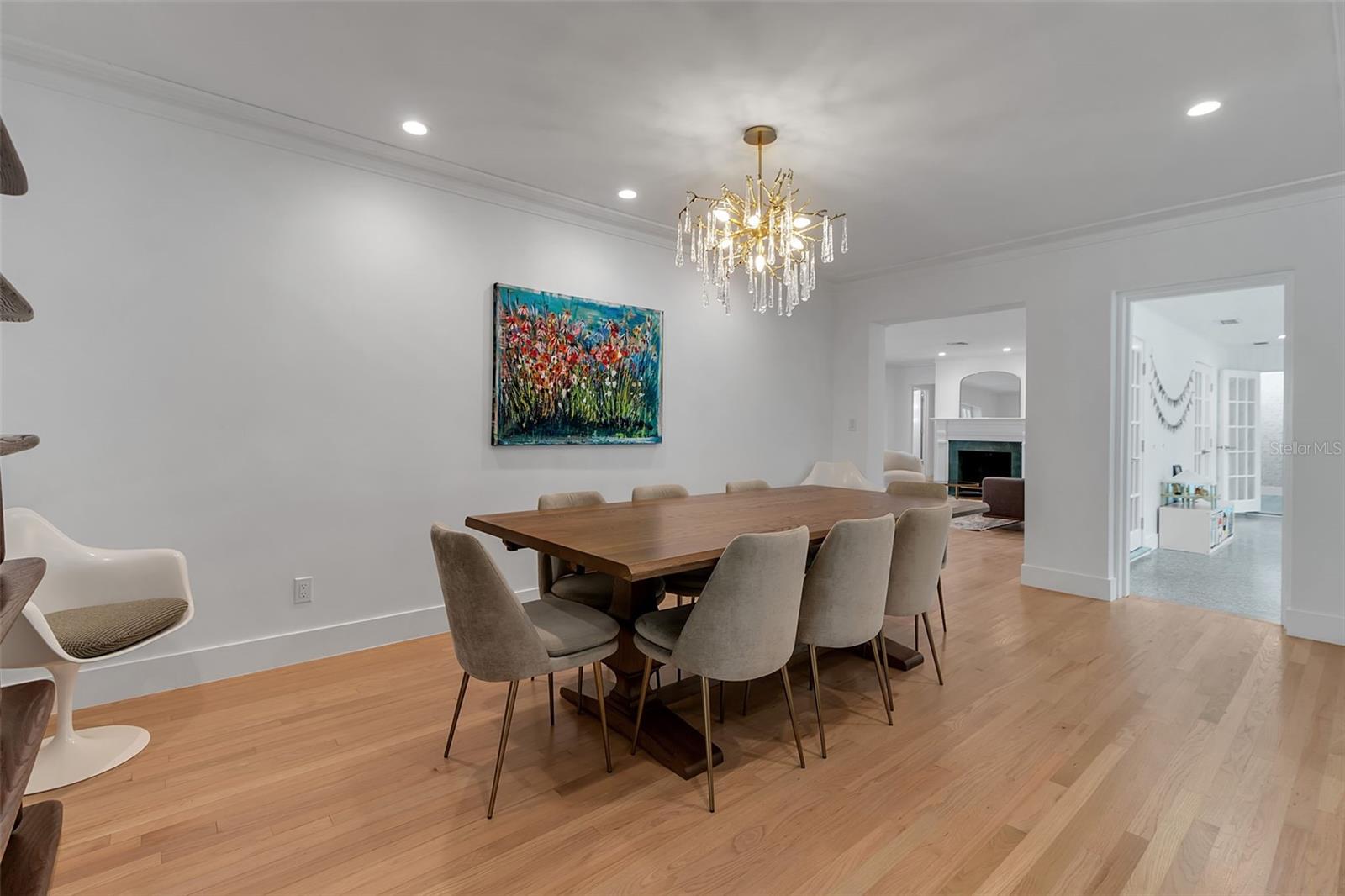 1838 ALTA VISTA ST