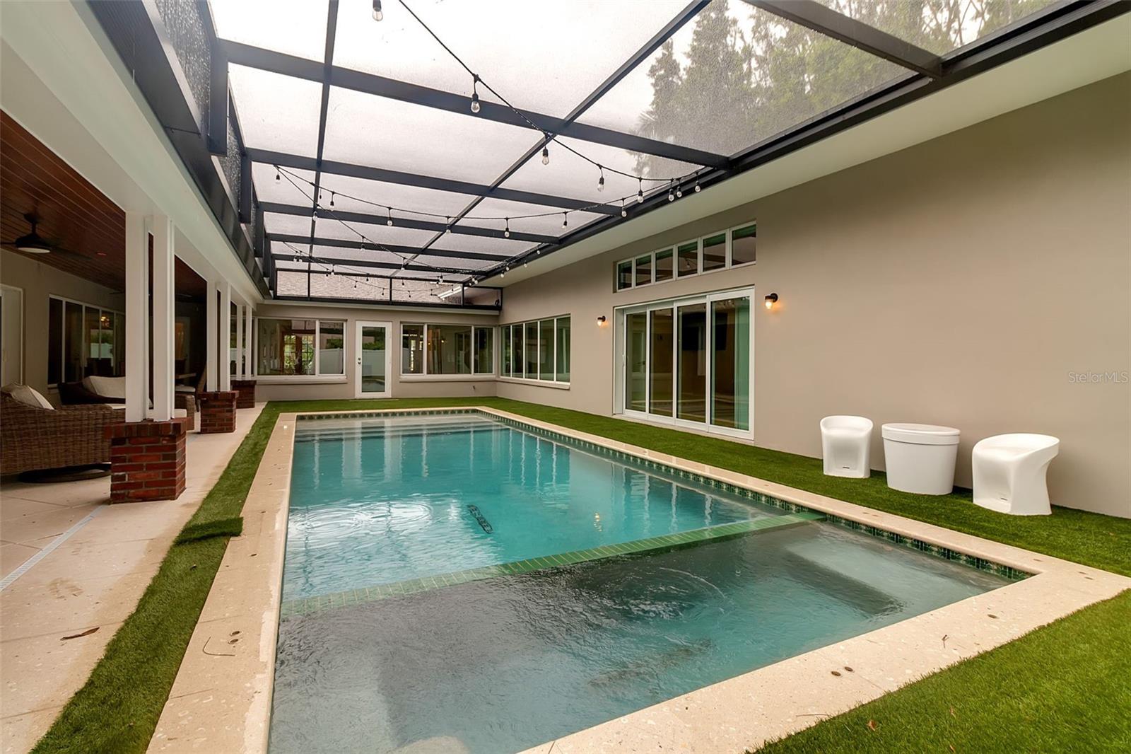 1838 ALTA VISTA ST