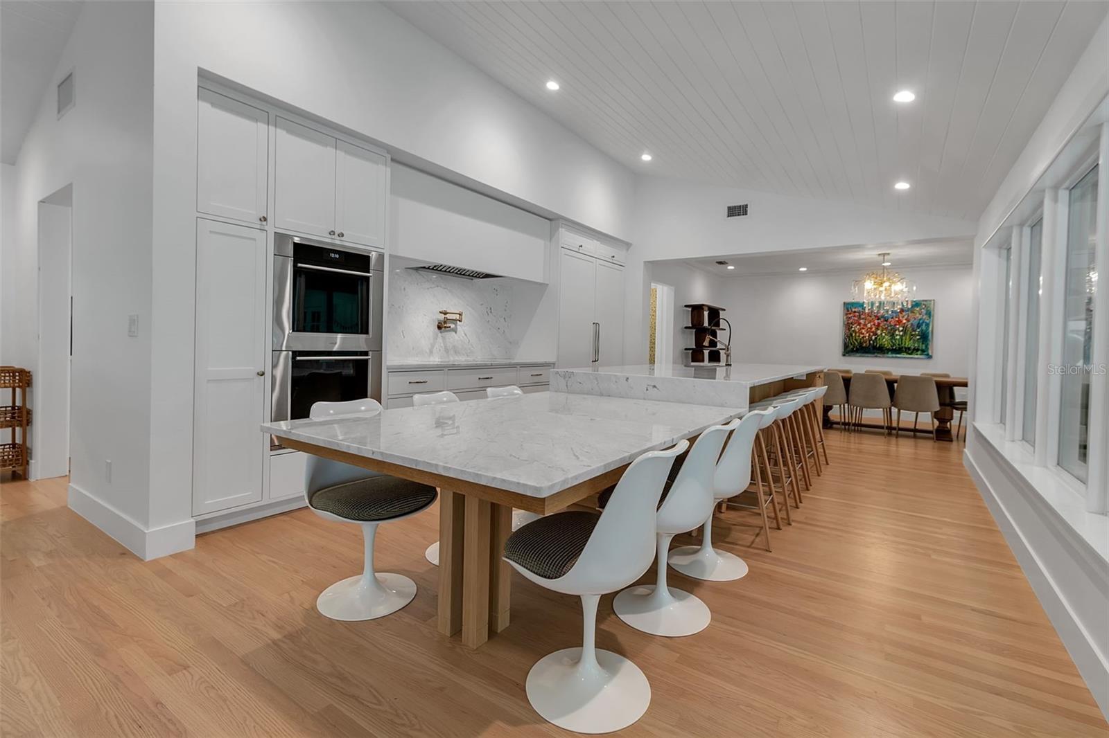 1838 ALTA VISTA ST