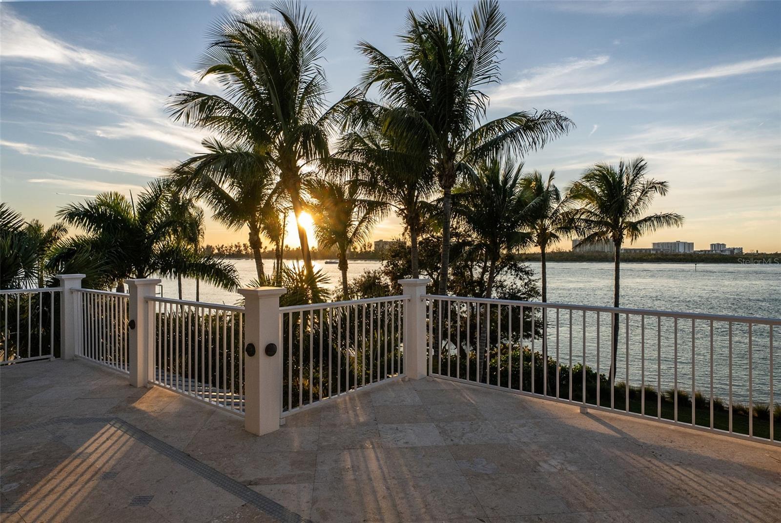 3440 GULFMEAD DR