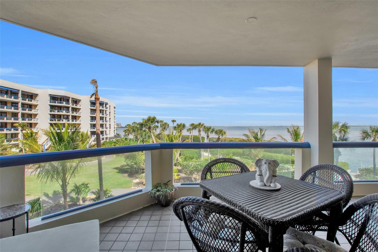 2110 HARBOURSIDE DR #523
