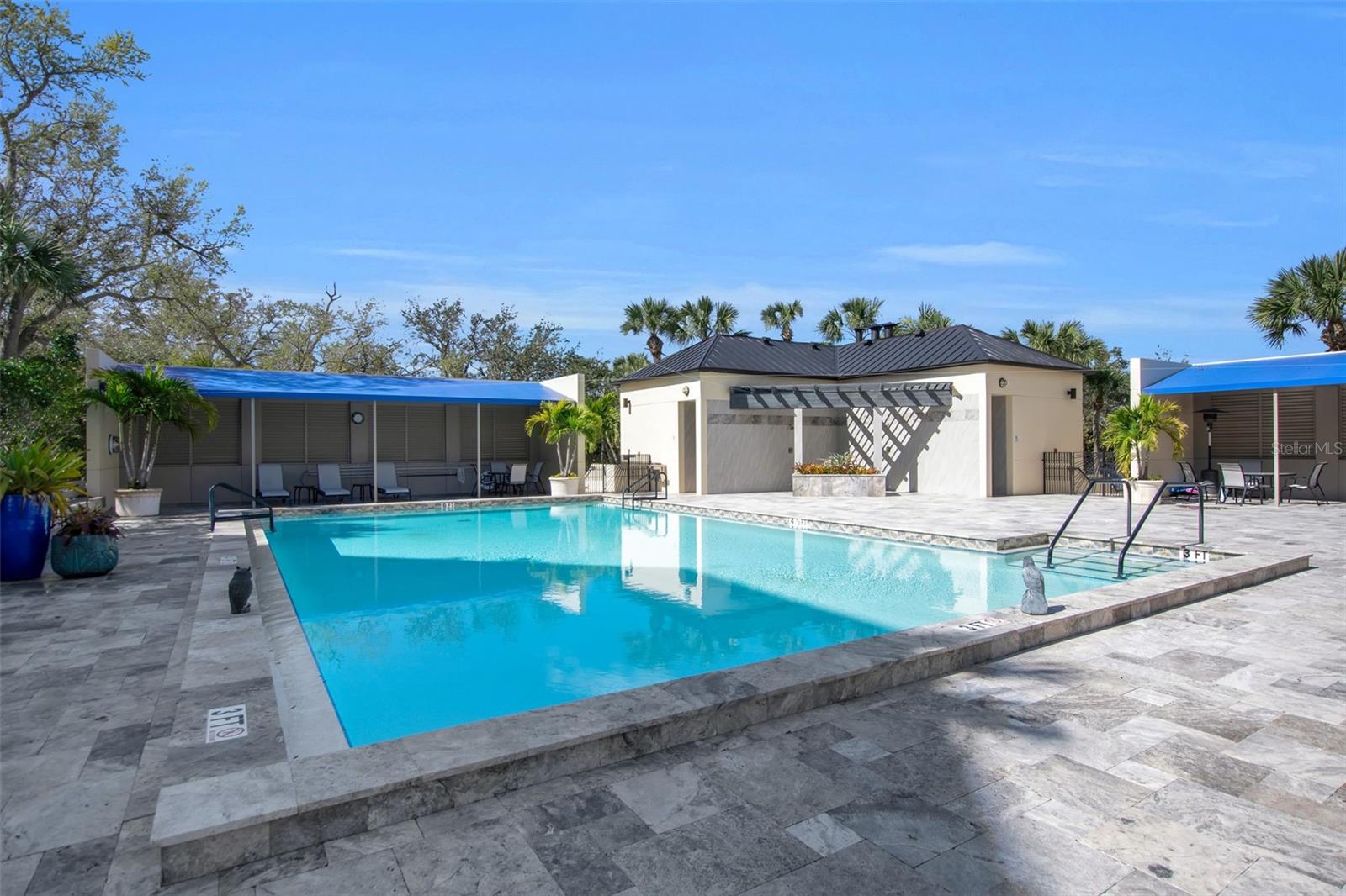 2110 HARBOURSIDE DR #523
