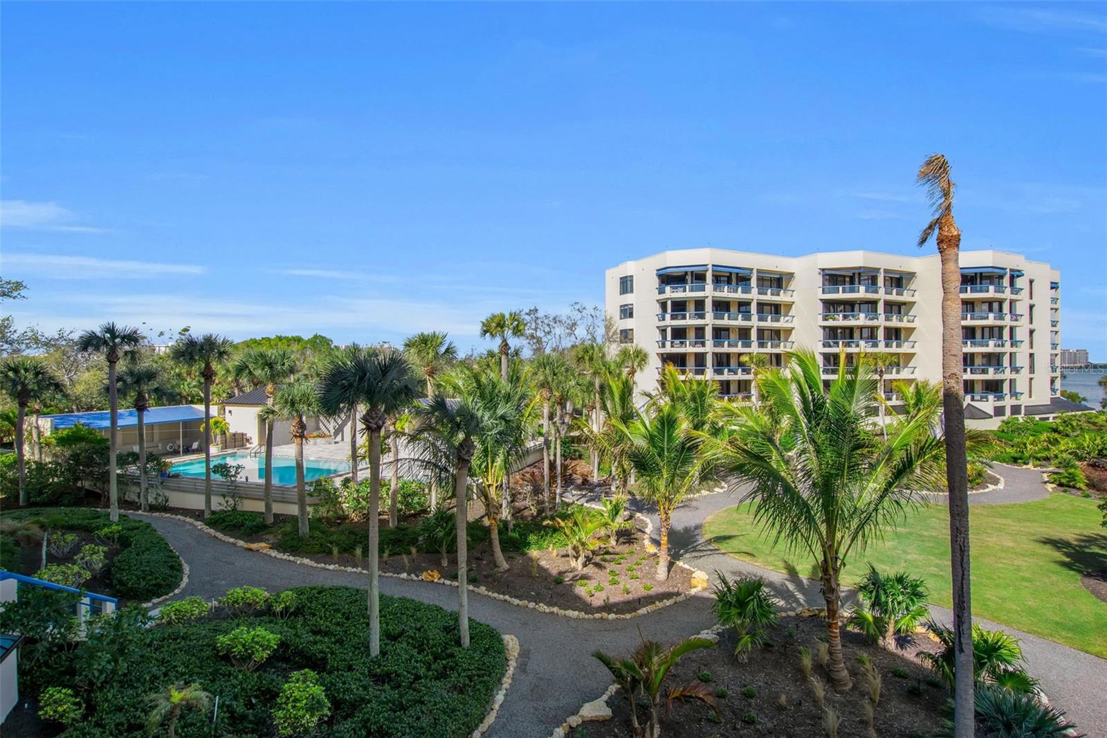 2110 HARBOURSIDE DR #523