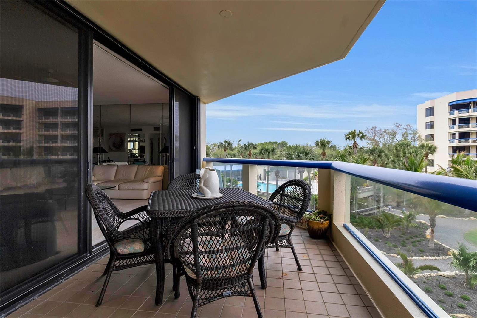 2110 HARBOURSIDE DR #523