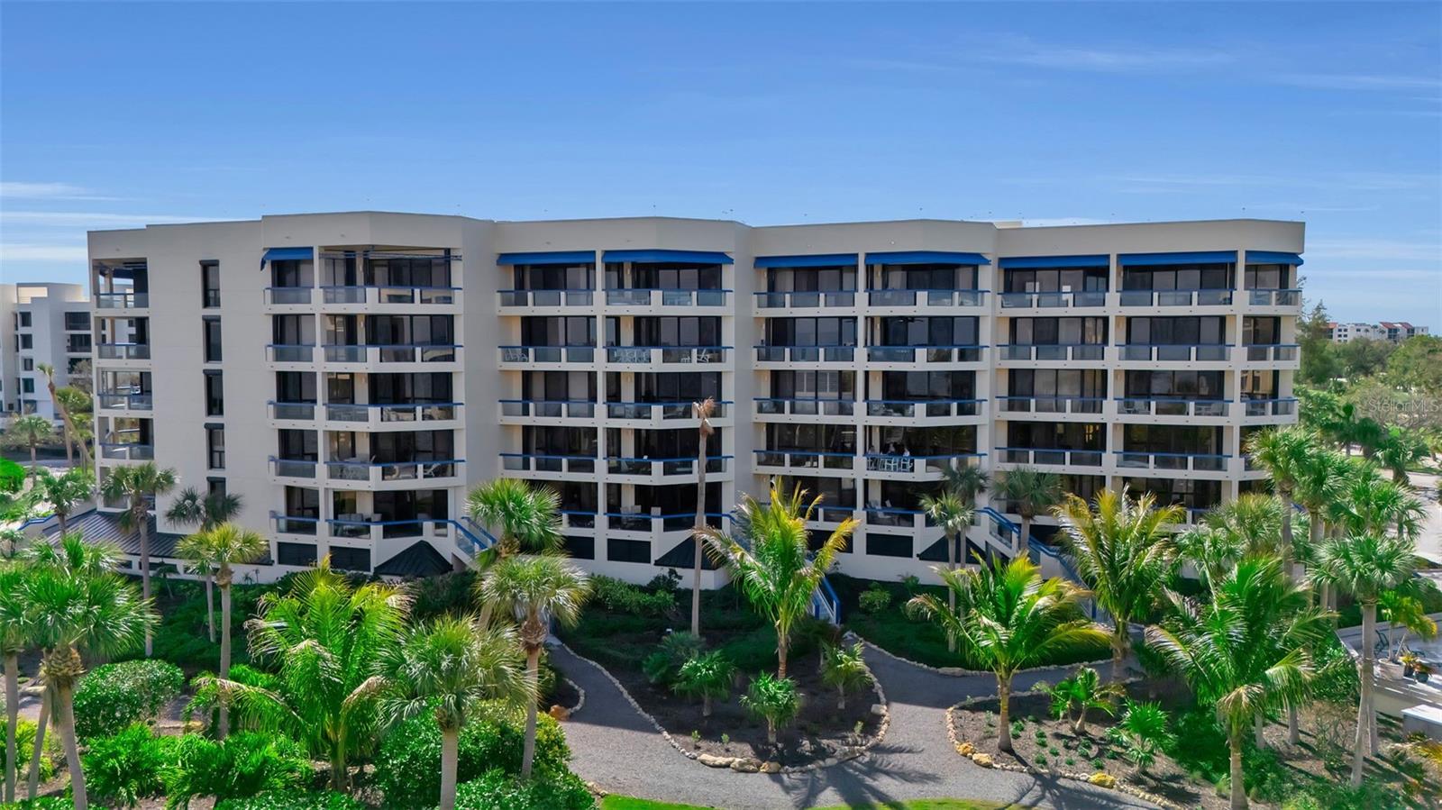 2110 HARBOURSIDE DR #523