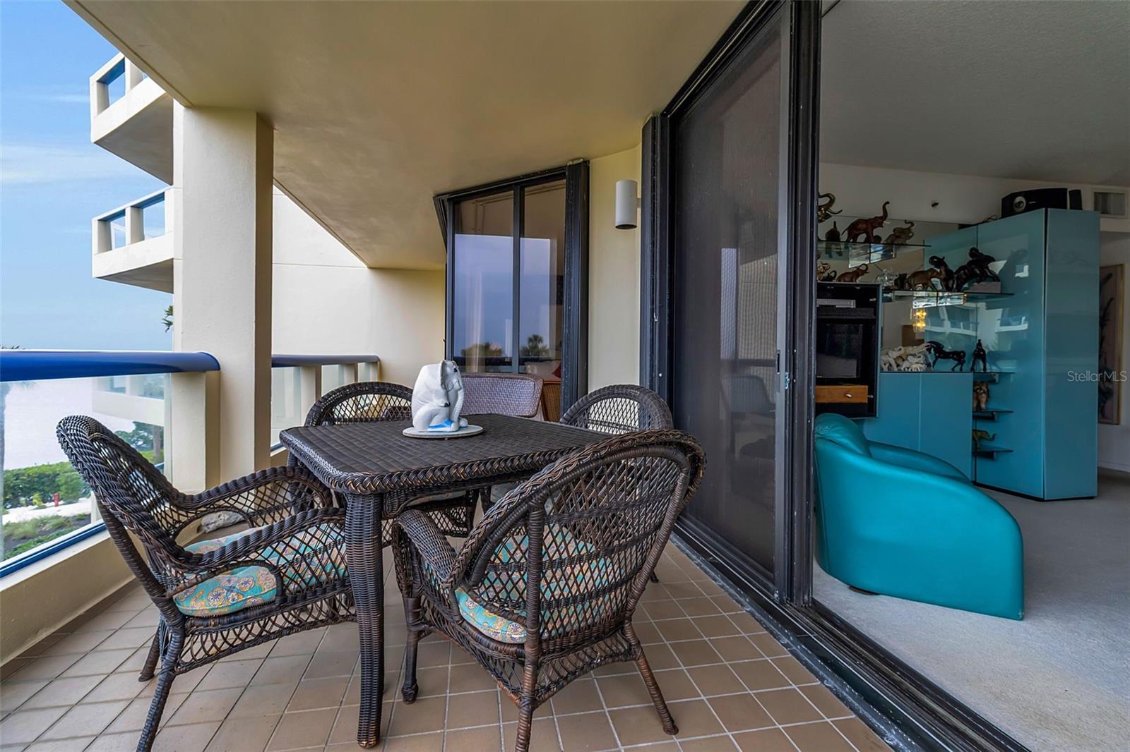 2110 HARBOURSIDE DR #523