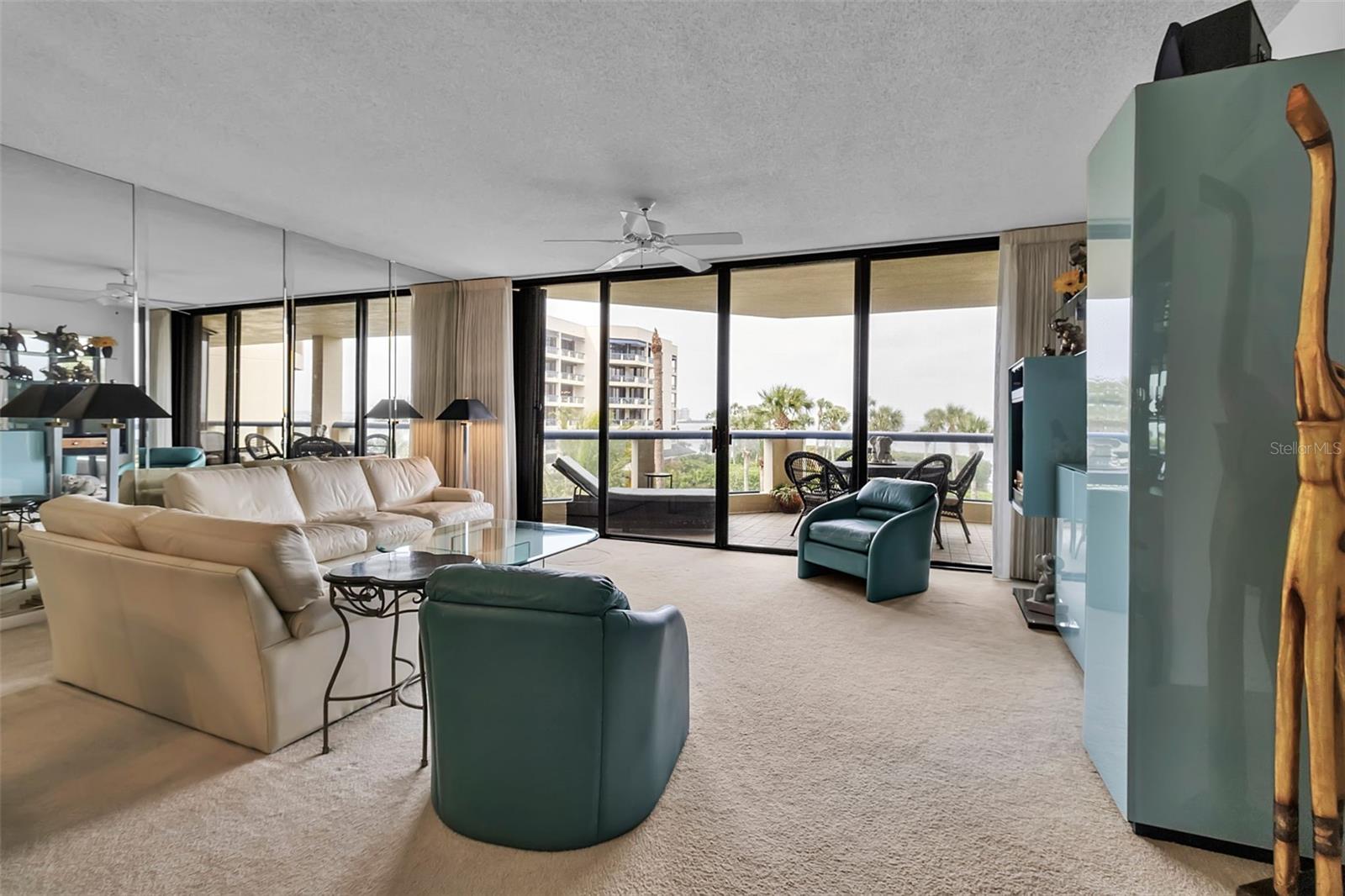 2110 HARBOURSIDE DR #523