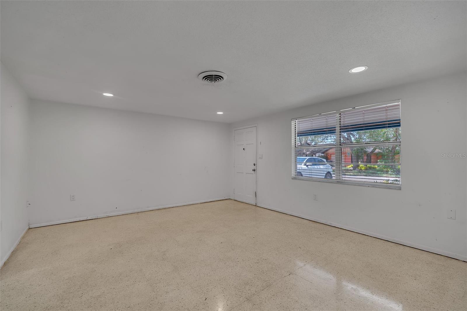 2223 INGRAM AVE