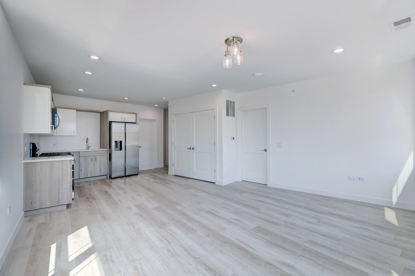 8110 Lincoln Avenue Unit: 2A