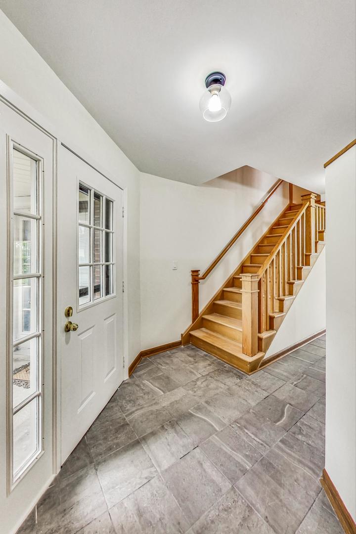 562 E Windgate Court Unit: 5D3