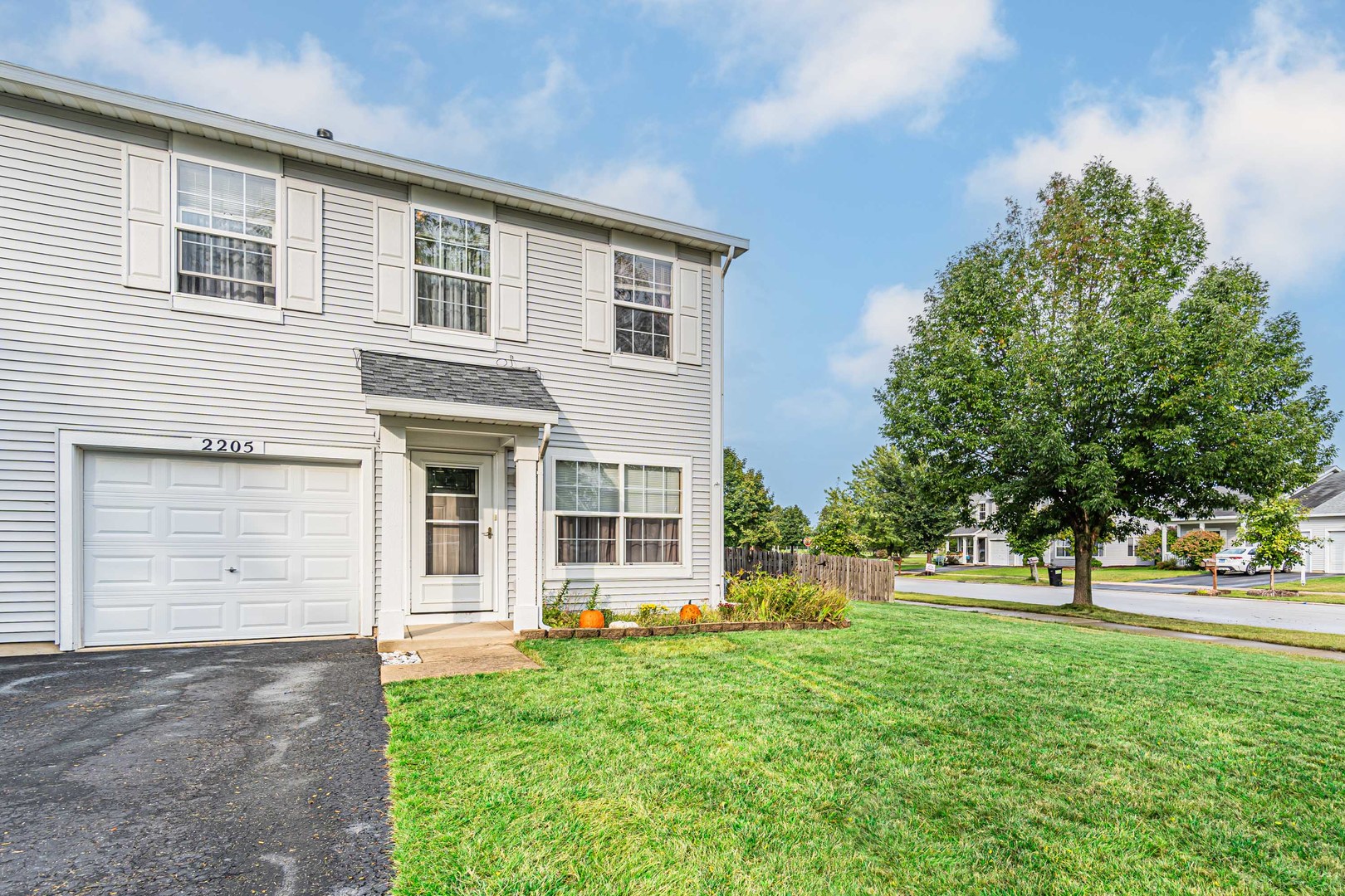 2205 Margaret Court