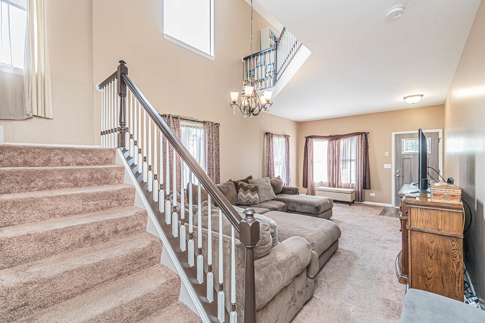 2205 Margaret Court