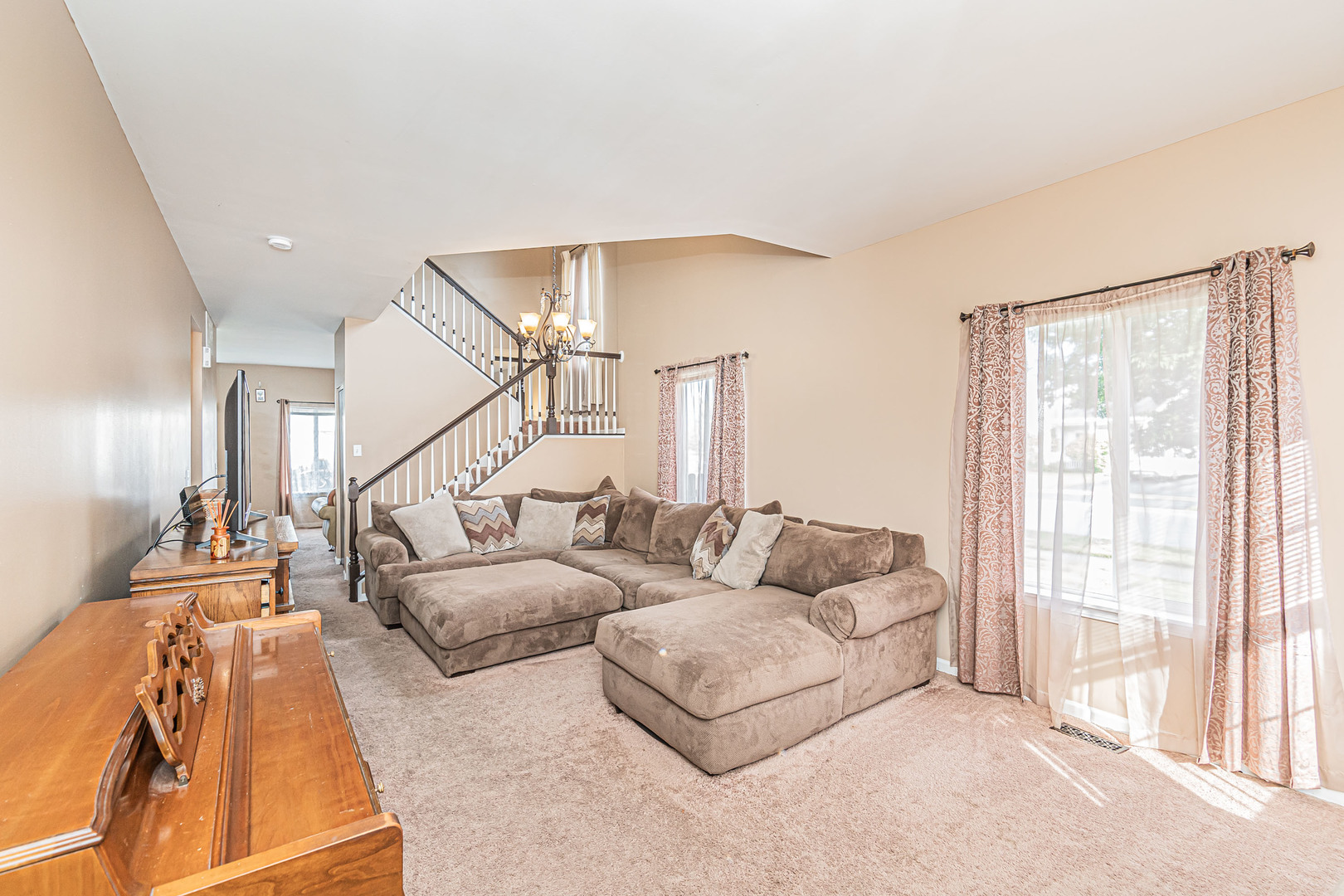 2205 Margaret Court