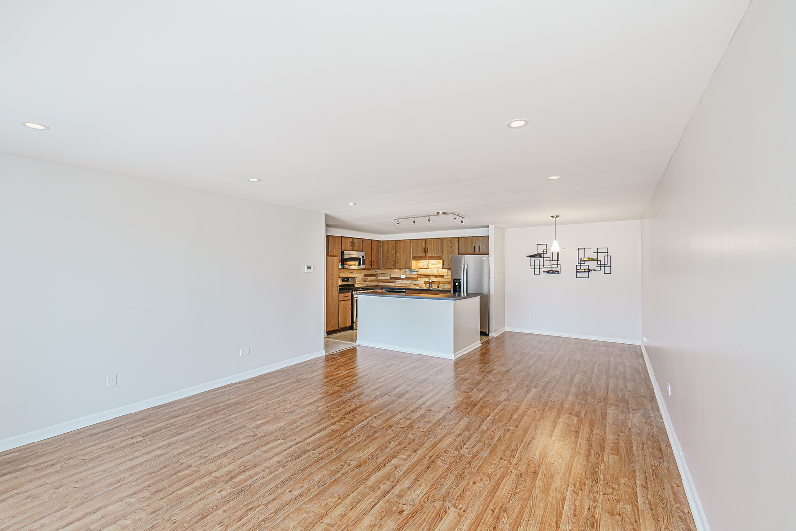 6950 W Forest Preserve Drive Unit: 313