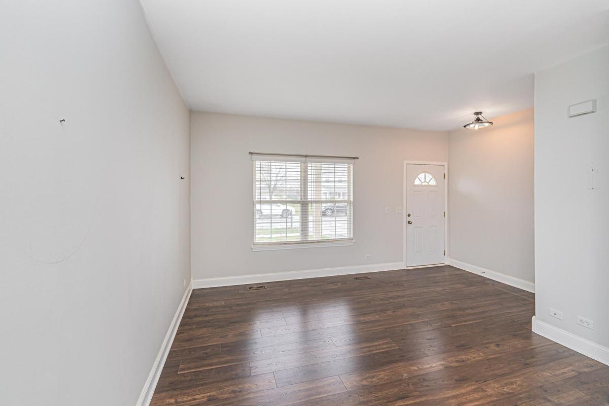 2827 CEDAR GLADE Drive Unit: 2827