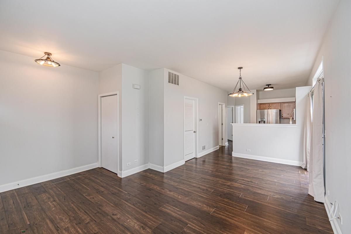 2827 CEDAR GLADE Drive Unit: 2827