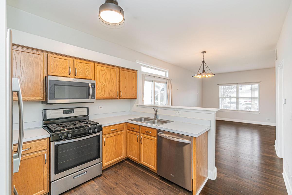 2827 CEDAR GLADE Drive Unit: 2827