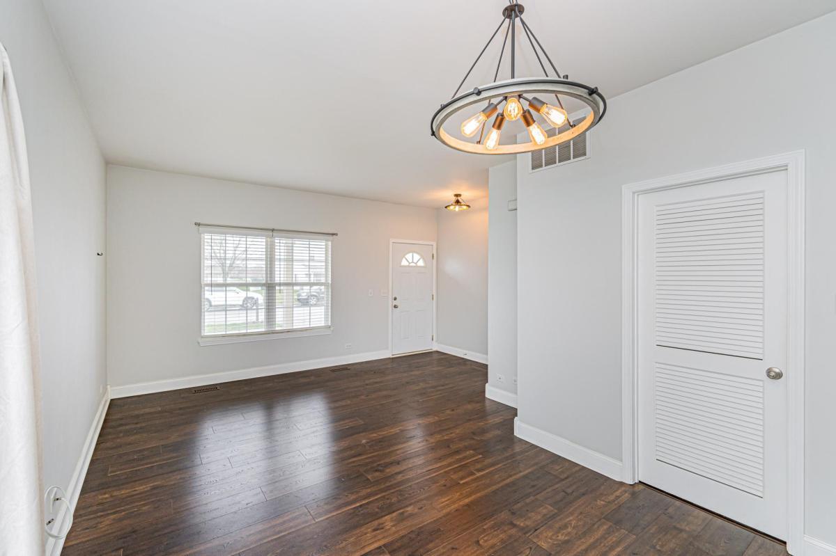 2827 CEDAR GLADE Drive Unit: 2827