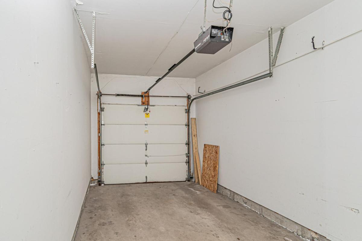 2827 CEDAR GLADE Drive Unit: 2827