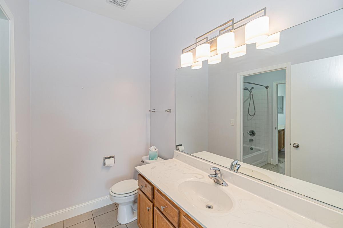 2827 CEDAR GLADE Drive Unit: 2827