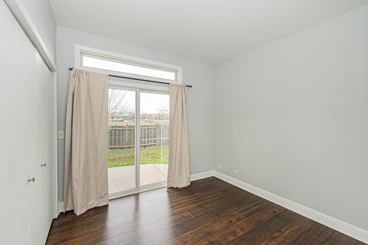 2827 CEDAR GLADE Drive Unit: 2827
