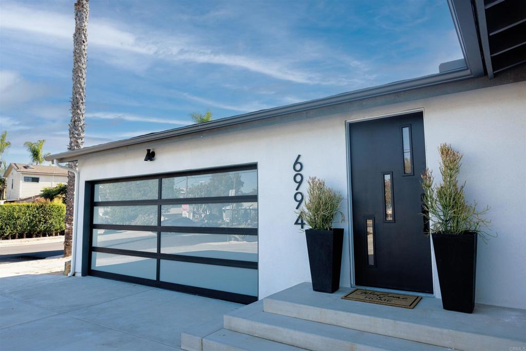 6994 Carthage Street