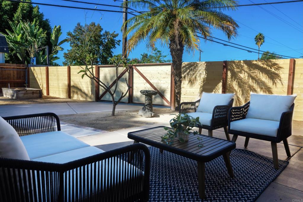 6994 Carthage Street