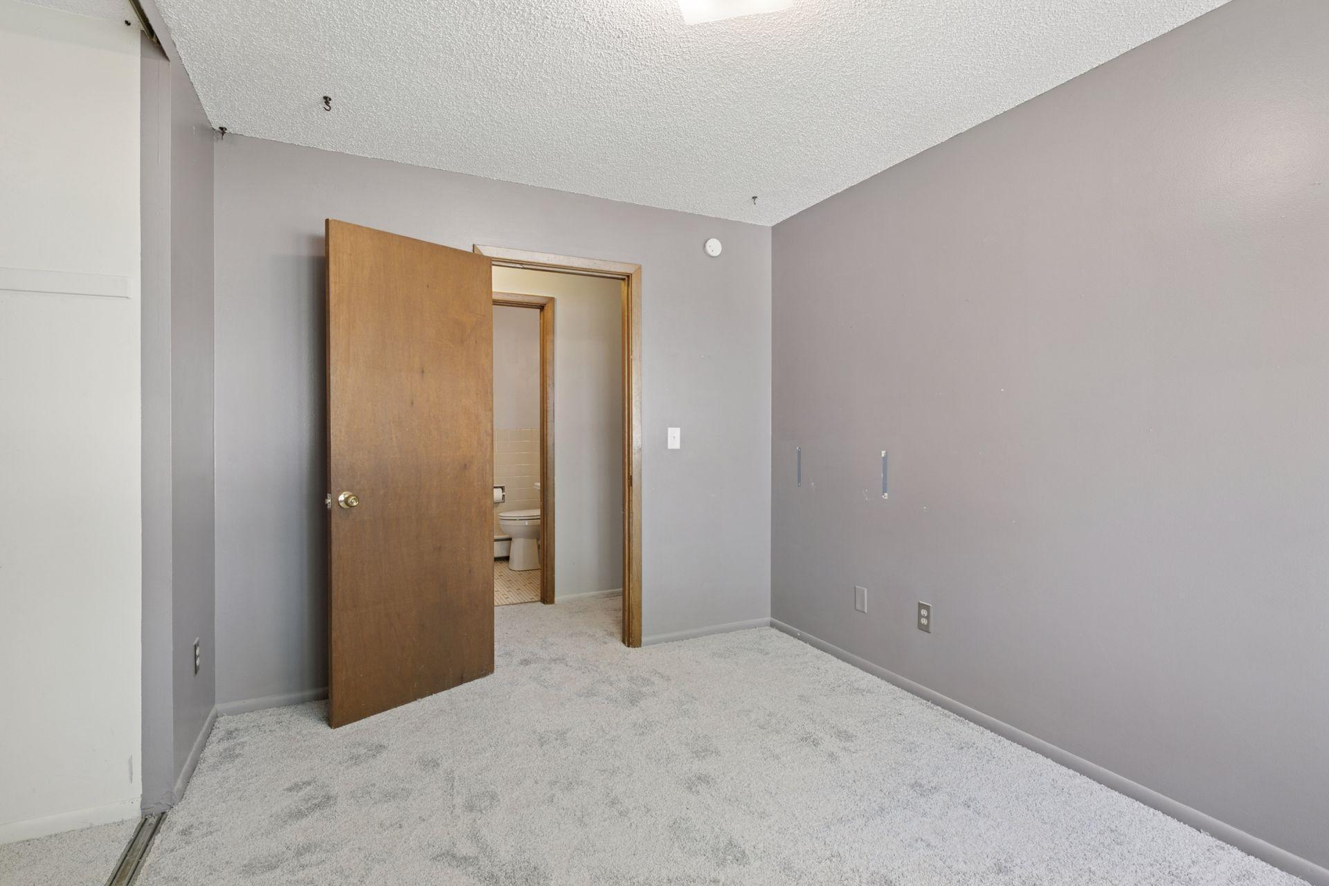 8262 Fremont Avenue S Unit: D
