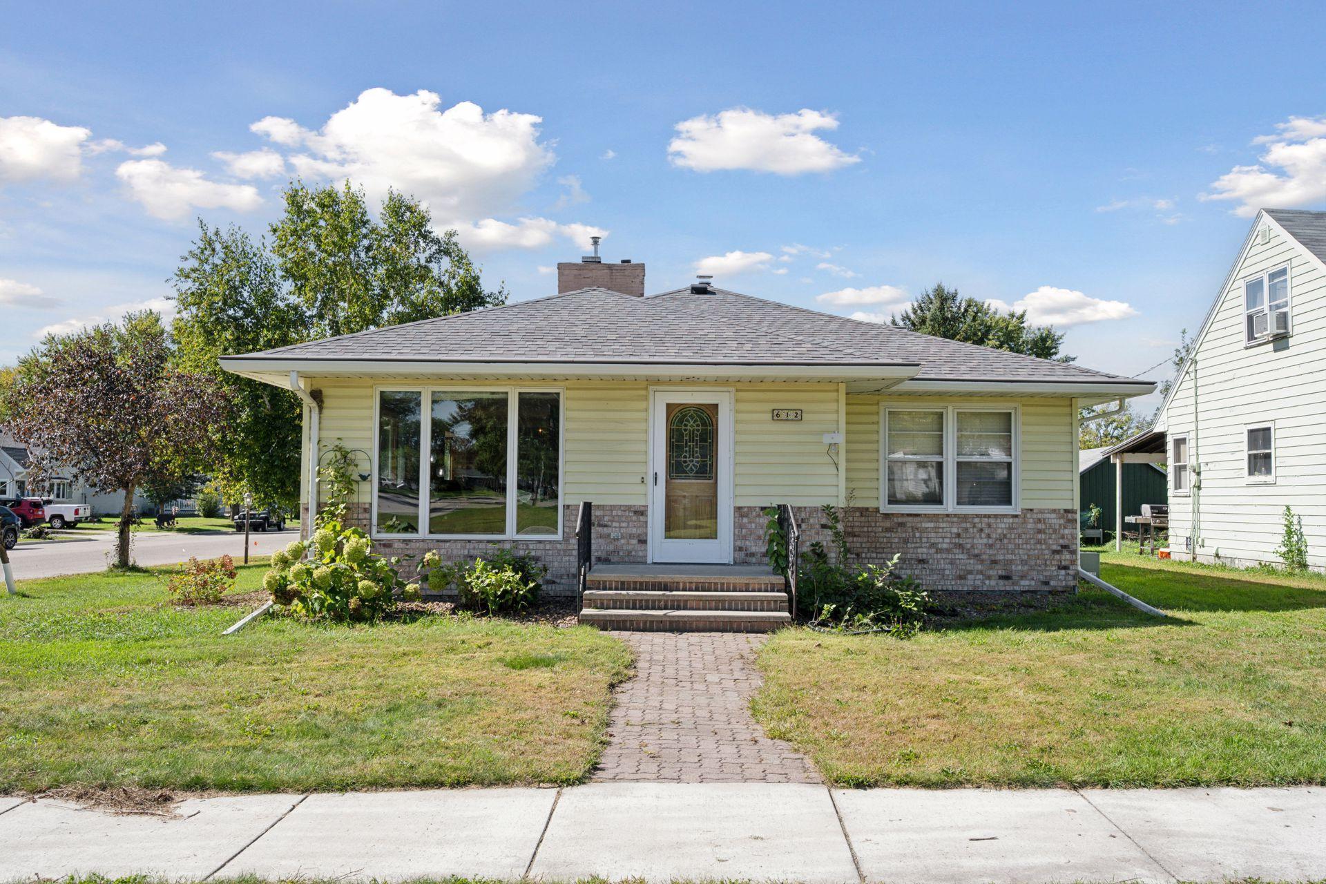 612 S 11th Street