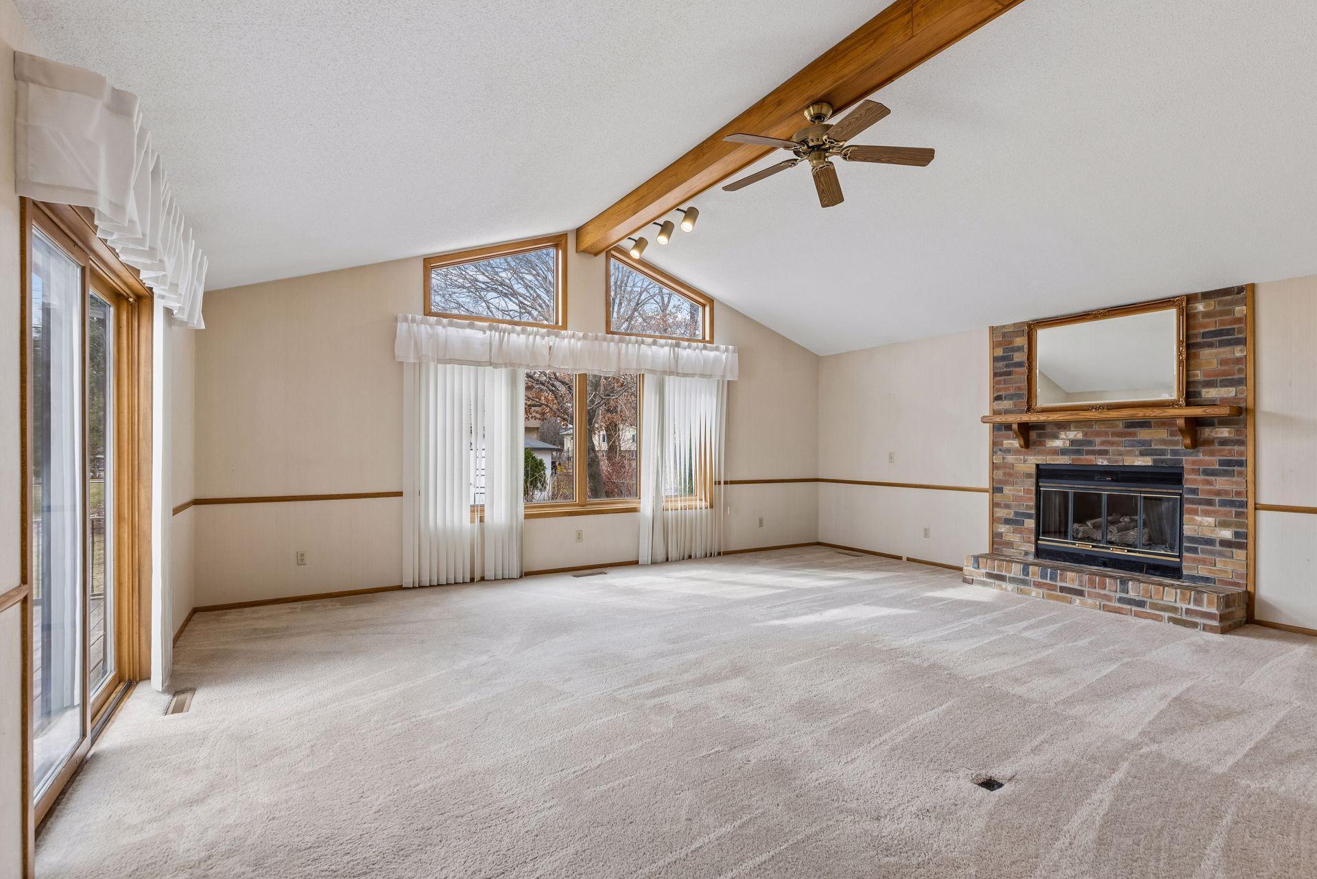 176 Emerson Avenue W