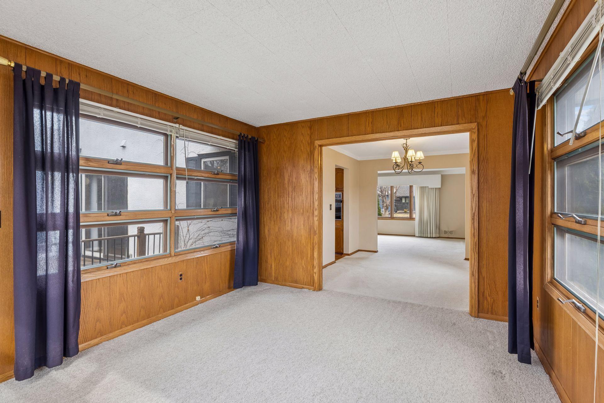 176 Emerson Avenue W