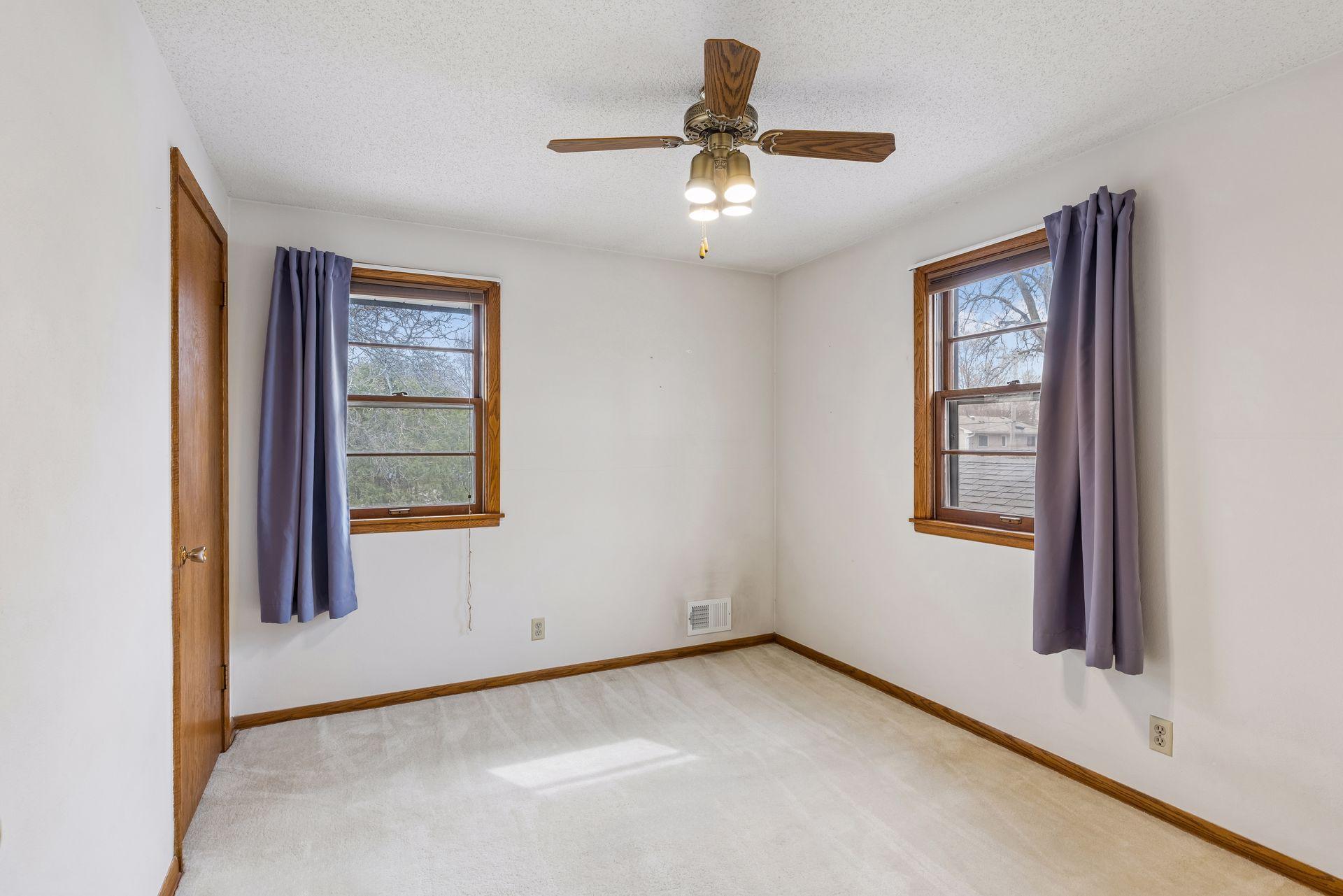 176 Emerson Avenue W