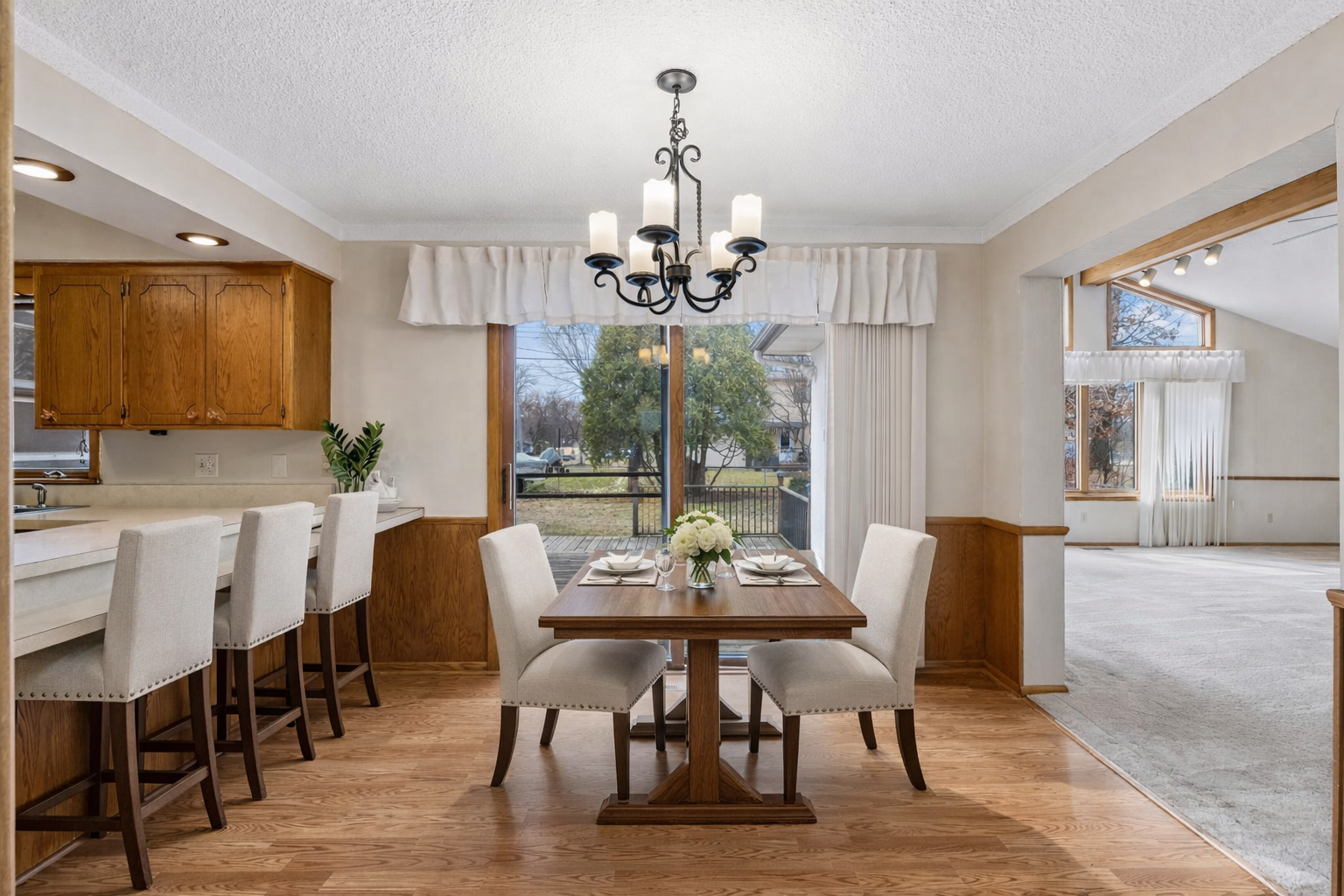 176 Emerson Avenue W