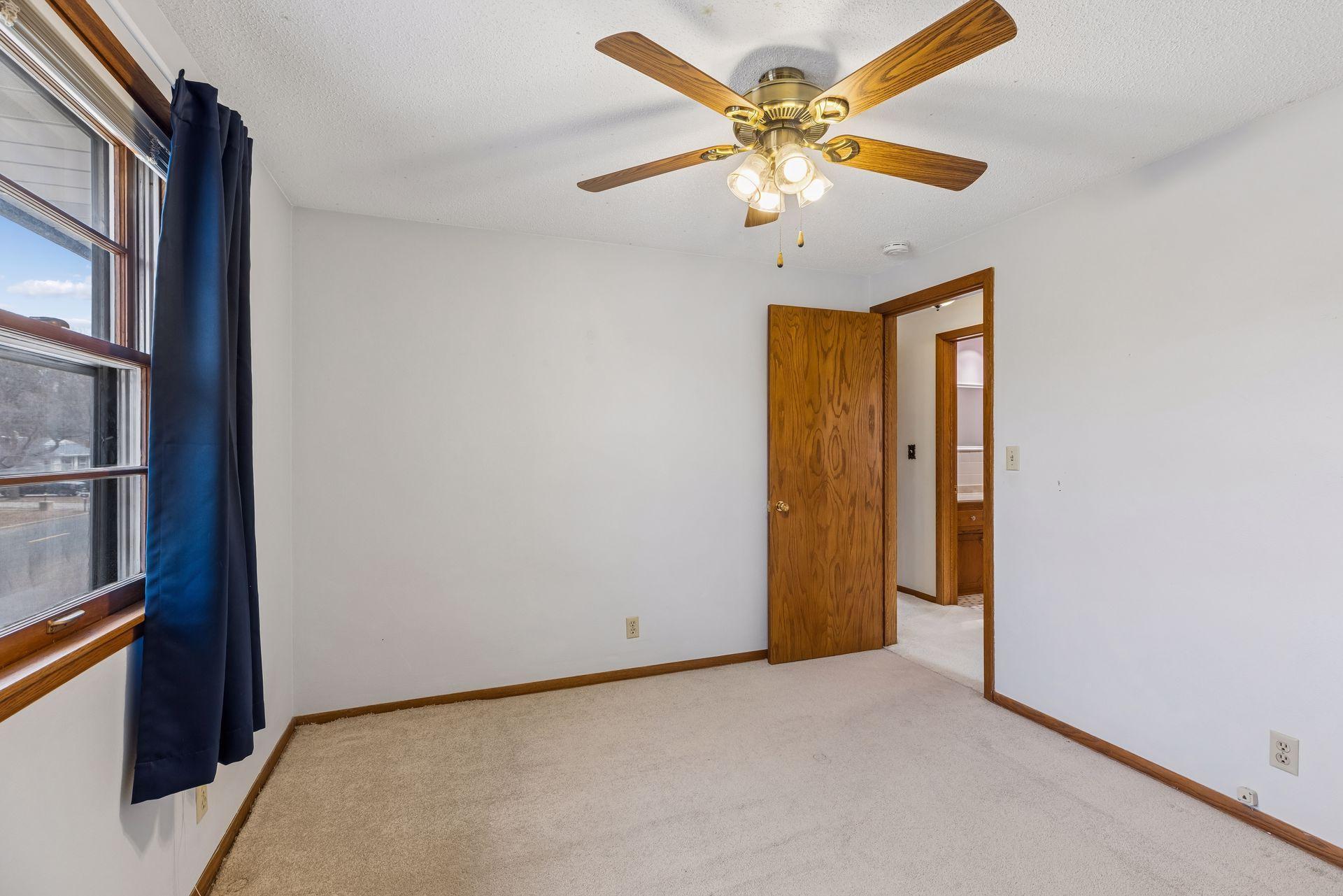 176 Emerson Avenue W