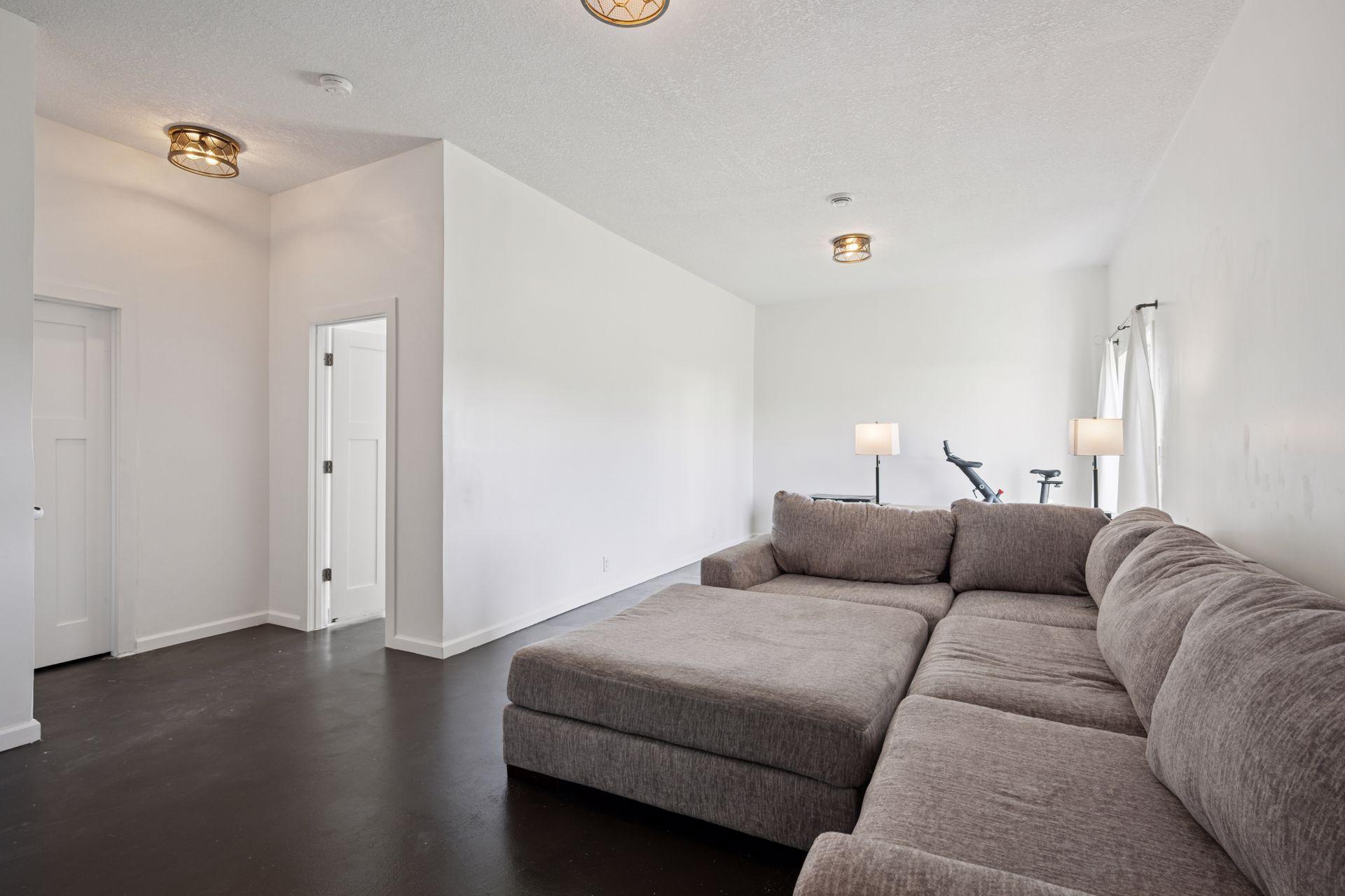 835 10th Street