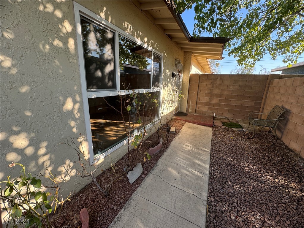 5609 Gipsy Avenue