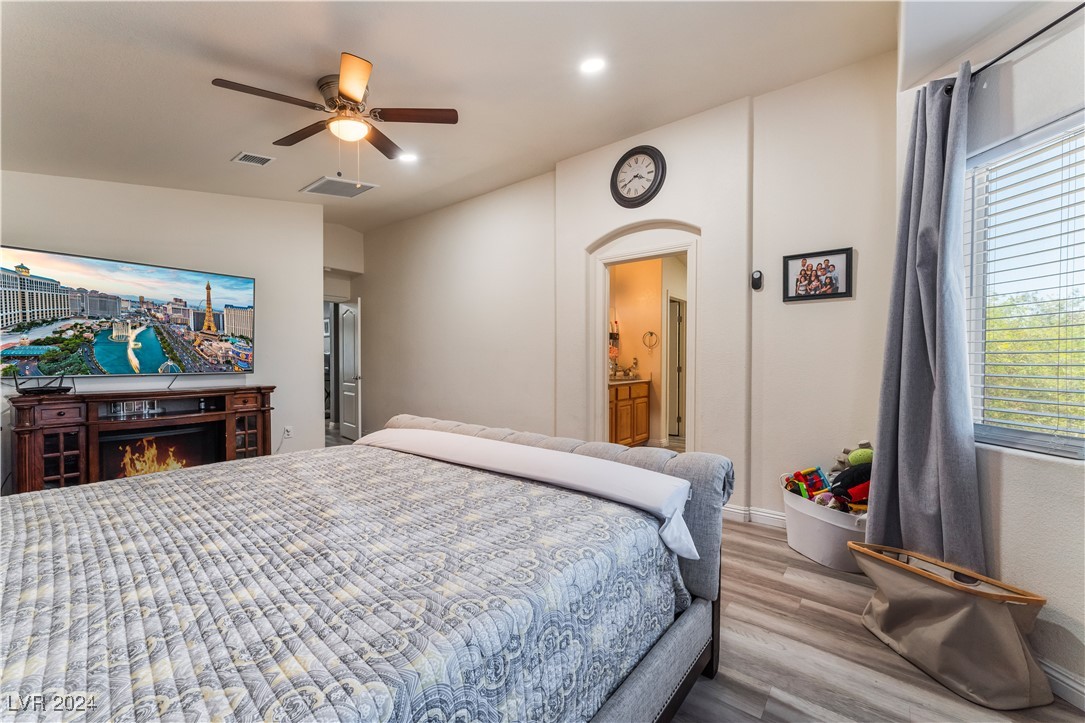 4659 Longshot Drive